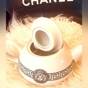 DESIGNER TEA POT🫖